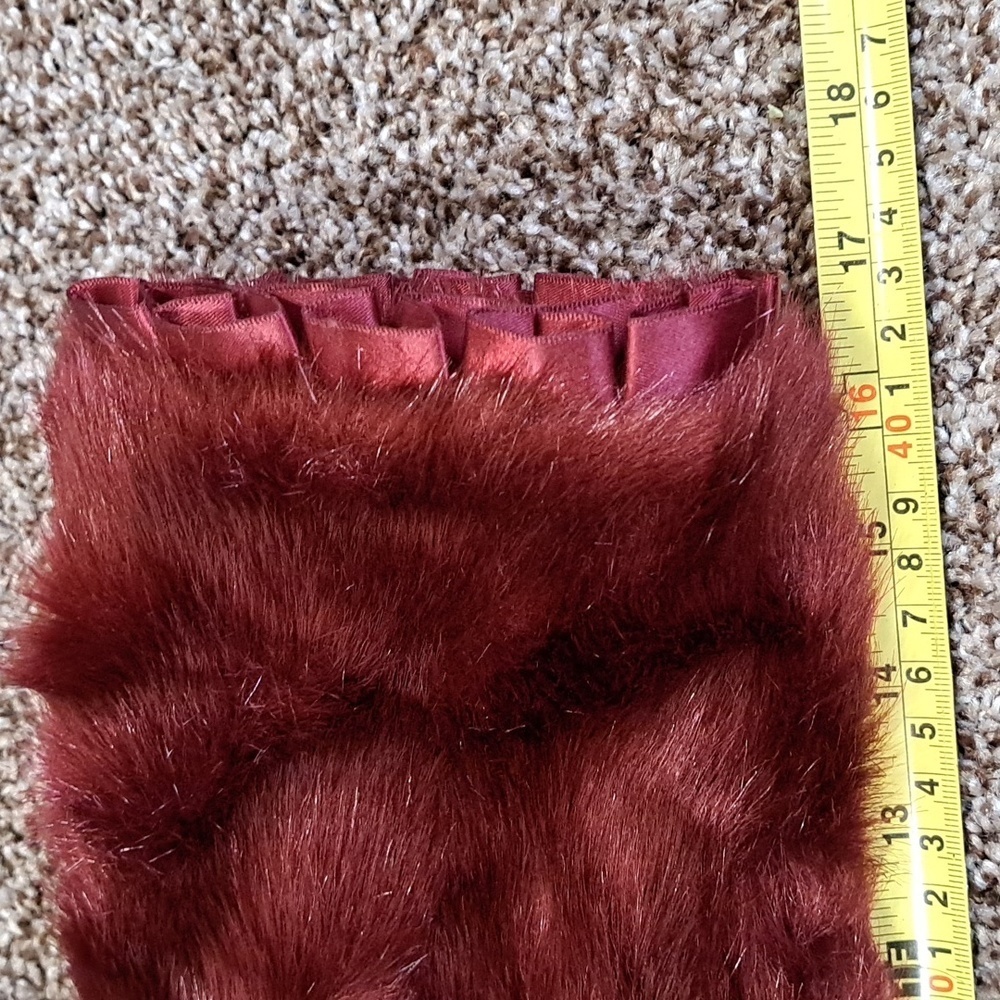 Terry Lewis Classic Luxuries Faux Fur ruffle detail Burgundy Jacket Size XS - Picture 11 of 13